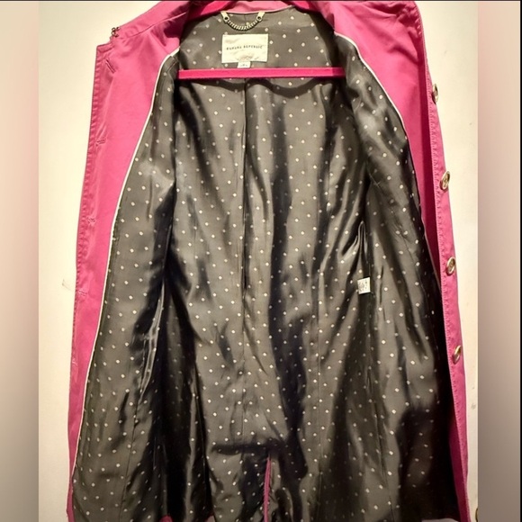 Banana Republic Women's Pink Belted Coat - Picture 8 of 8